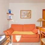 Marina 4 Shared Pool Appartement *