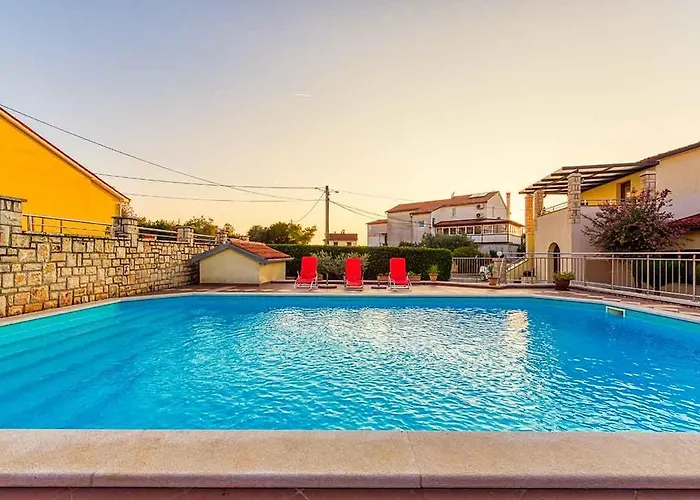Lejlighed Marina 4 Shared Pool *