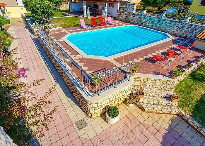 Lejlighed Marina 4 Shared Pool *