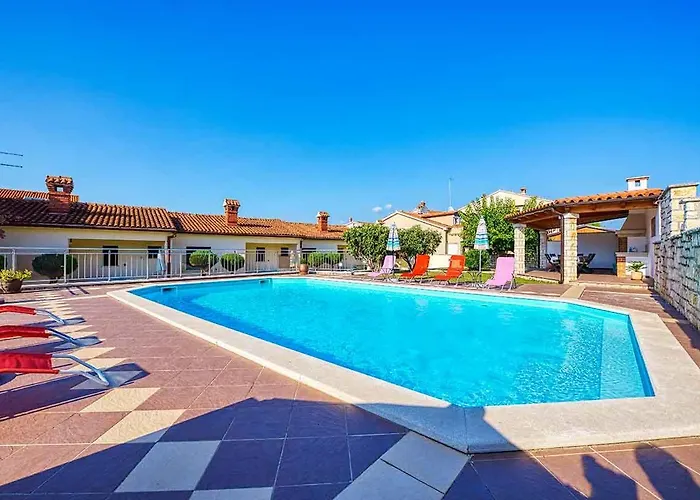 Lejlighed Marina 4 Shared Pool *